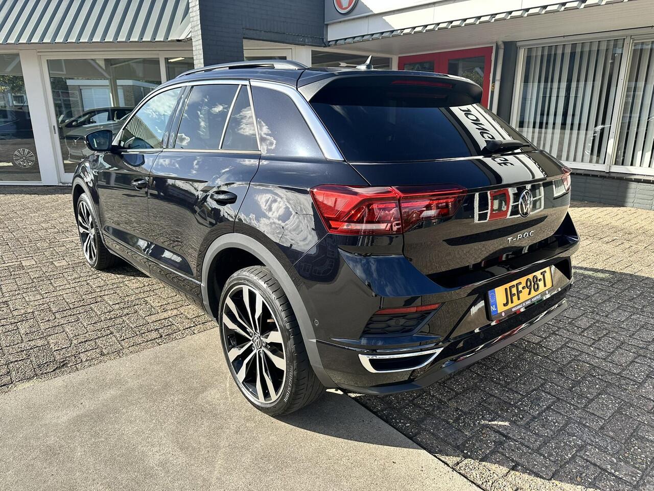 Volkswagen T-Roc 1.5 TSI Sport R-Line PANODAK|LED|VIRTUALDASH|TH...
