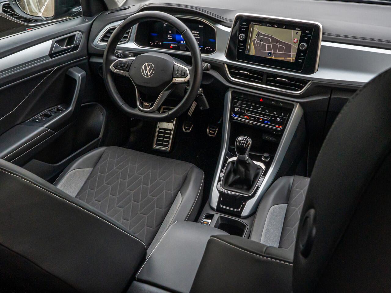 Volkswagen T-Roc 1.0 TSI Life Edition GOAL FULL LED STOELVERW VIRTUAL DASH PRIVACY GLASS ADAP CRUISE