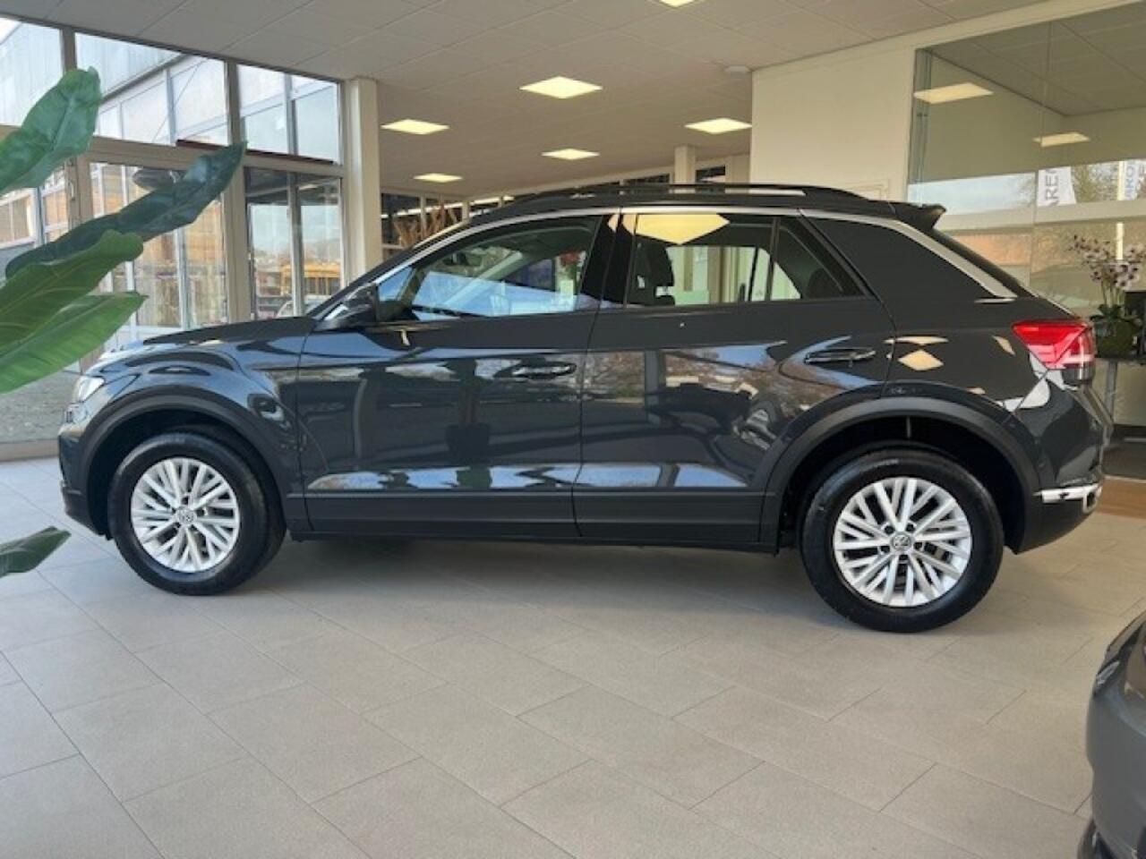 Volkswagen T-Roc 1.0 TSI Style Trekhaak Parkeer sensoren V+A.