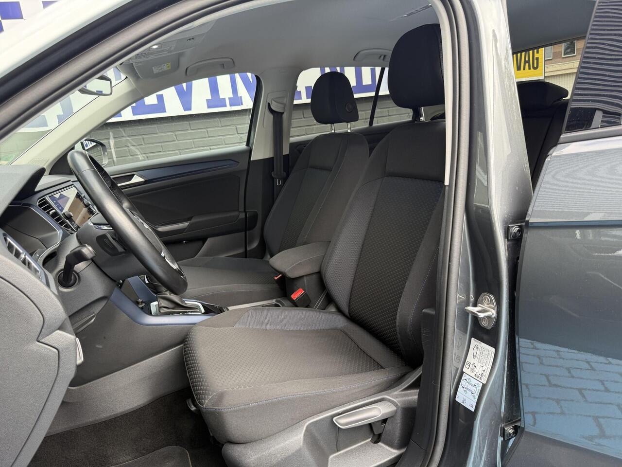 Volkswagen T-Roc 1.5 ADAP CRUISE STOELVERW. TREKHAAK P-CAM APPLE