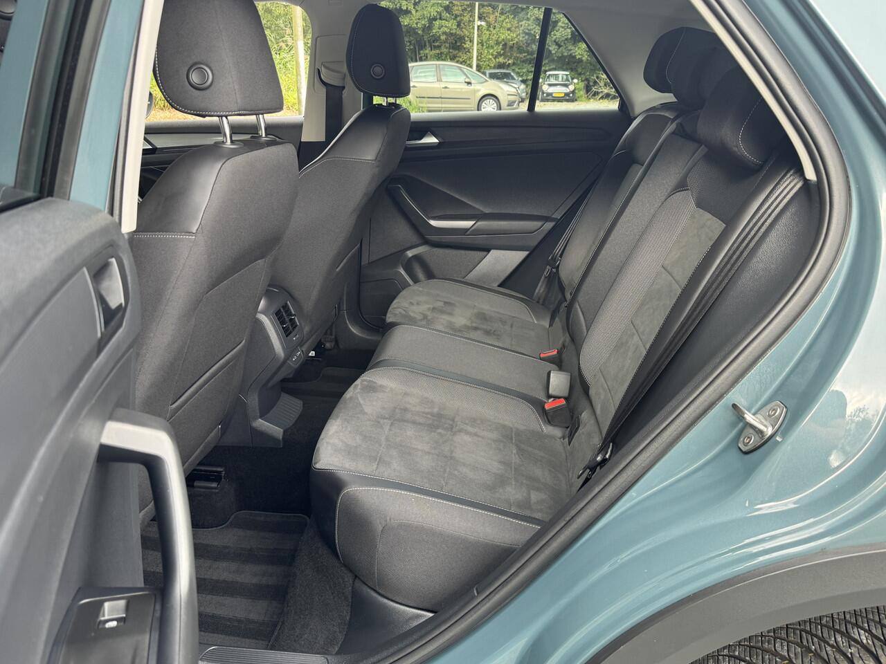 Volkswagen T-Roc 1.5 TSI 150PK DSG STYLE SPORT LED/NAVI/CARPLAY