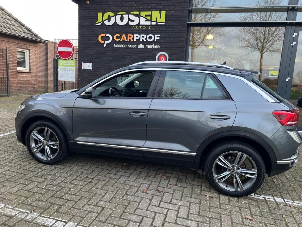 Volkswagen T-Roc SPORT