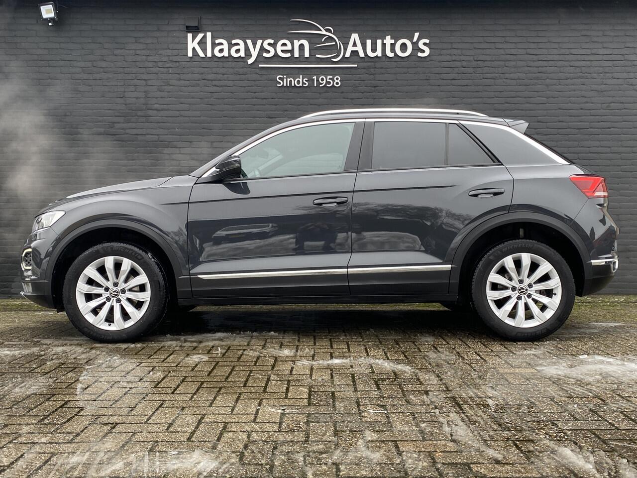 Volkswagen T-Roc 1.5 TSI Sport 150 pk AUT. | 1e eigenaar | dealer onderhouden | digitale cockpit | navigatie | elektr. a. klep