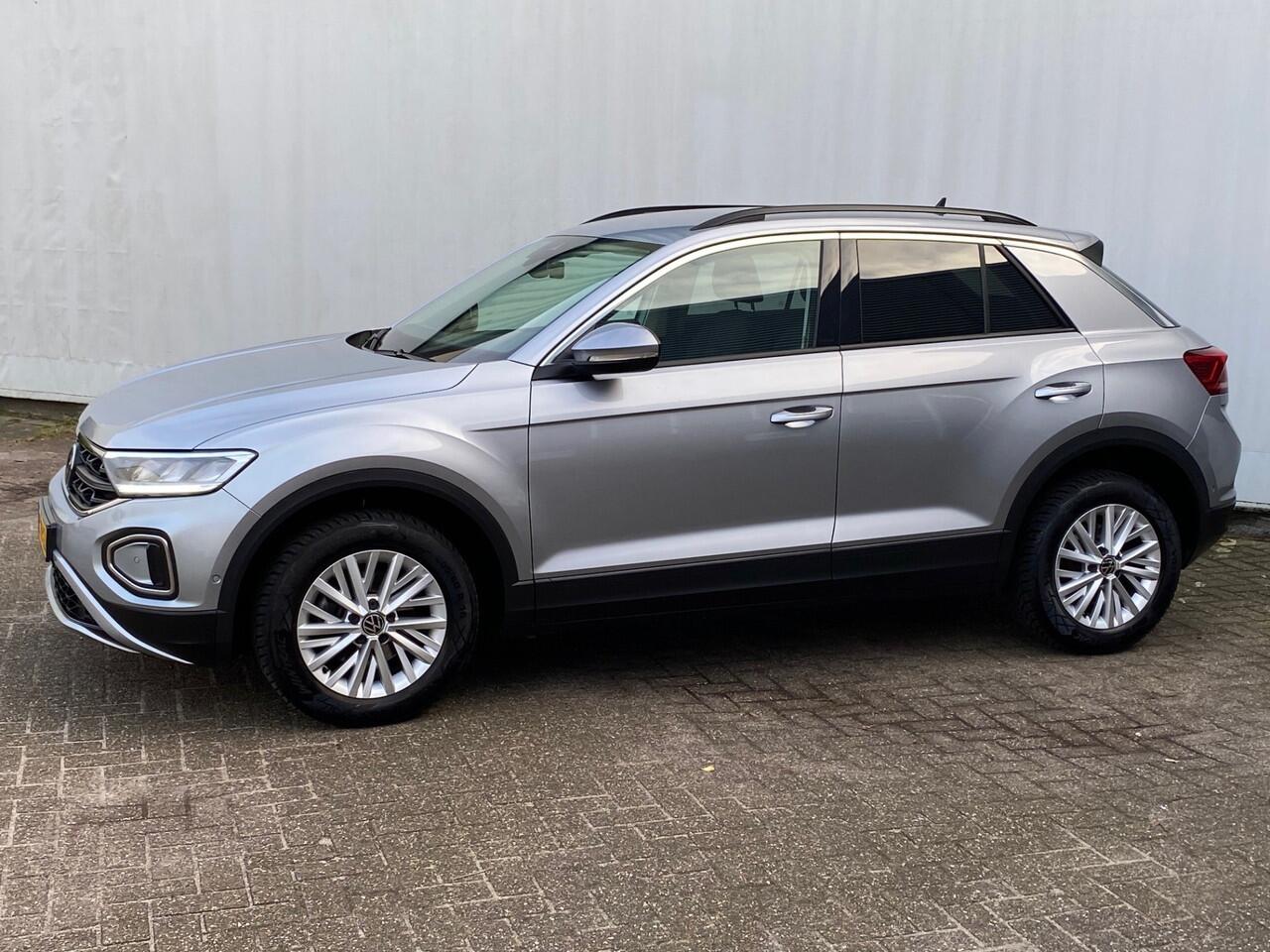 Volkswagen T-Roc 1.5 TSI Life Business Carplay / Stl.verw
