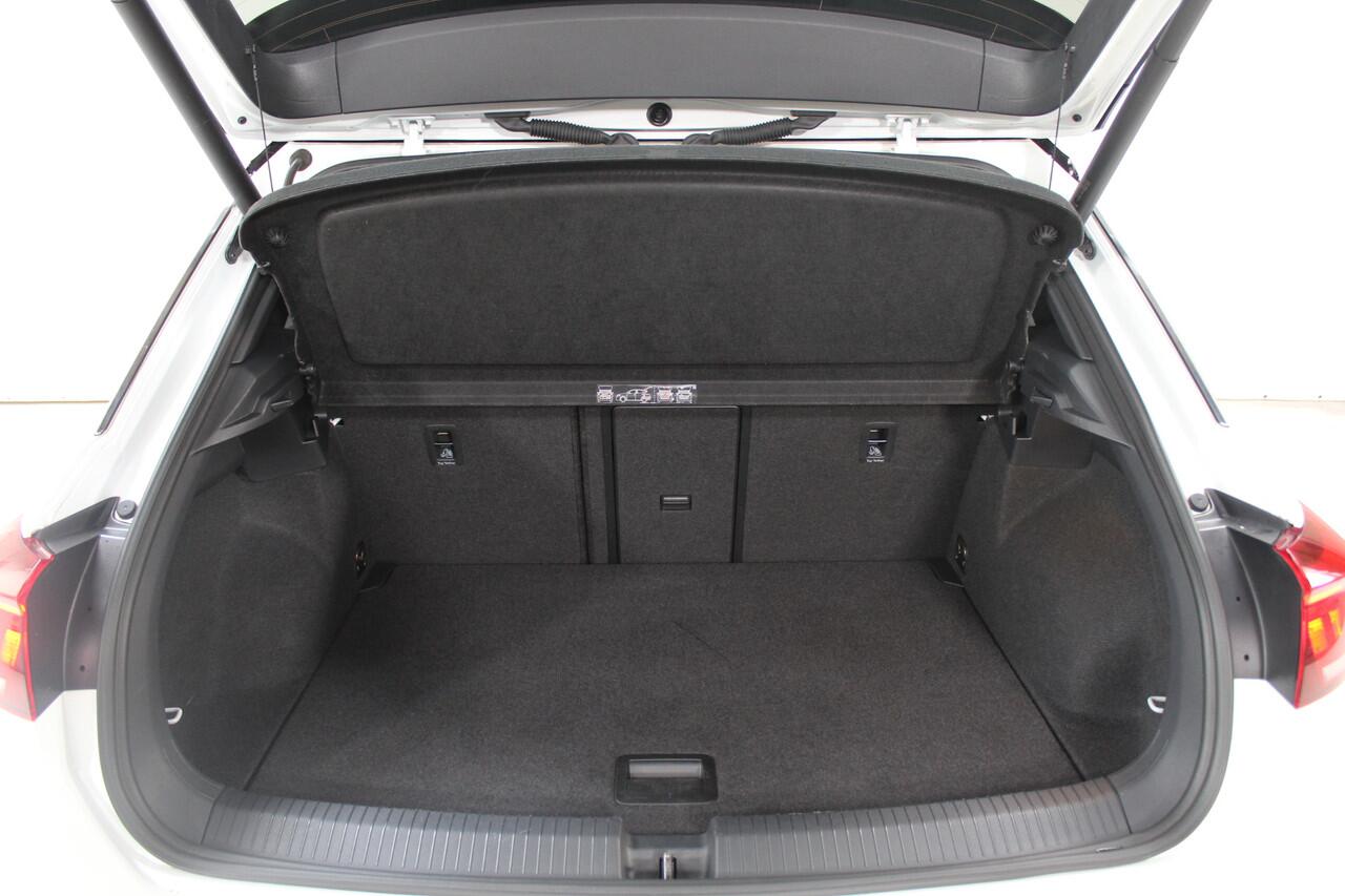 Volkswagen T-Roc 1.5 TSI Sport Business R | Pano | Virtual | Cam | Acc | Dab