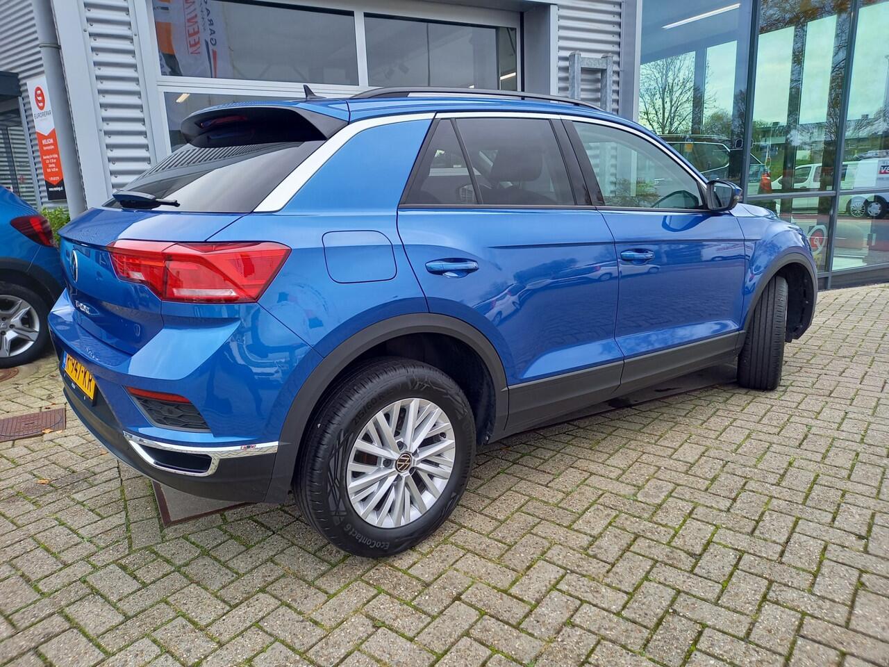Volkswagen T-Roc 1.0 TSI Style NAVI / CARPLAY / ANDROID - CLIMA - ADAP CRUISE - PDC V/A - NL AUTO - 1 EIGENAAR