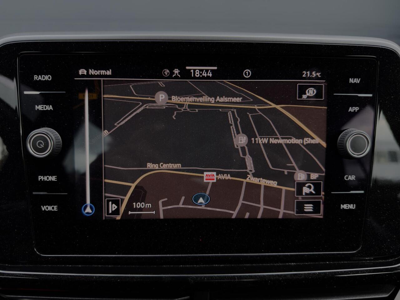 Volkswagen T-Roc 1.5 TSI R Line Facelift/LED/Camera/Carplay/Massage