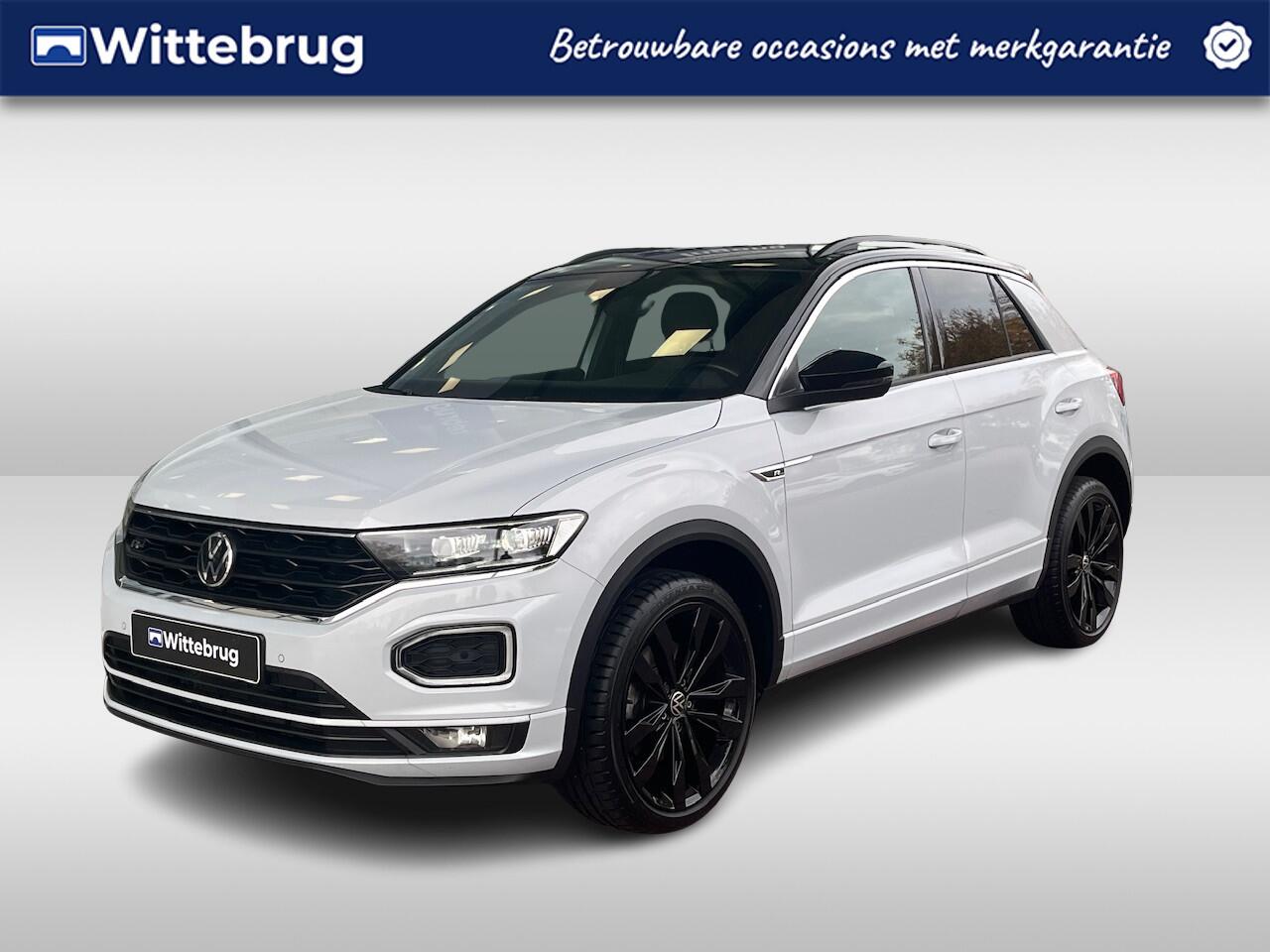 Volkswagen T-Roc 1.5 TSI R-Line / 19 Inch / Afneembare trekhaak / Elect. Achterklep / Camera / Cockpit Pro