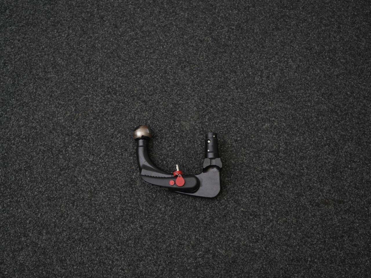 Volkswagen T-Roc 1.5 TSI 150 pk DSG Sport Business R / R-Line | Panoramadak | Trekhaak | Achteruitrijcamera | Navigatie | Adaptive Cruise