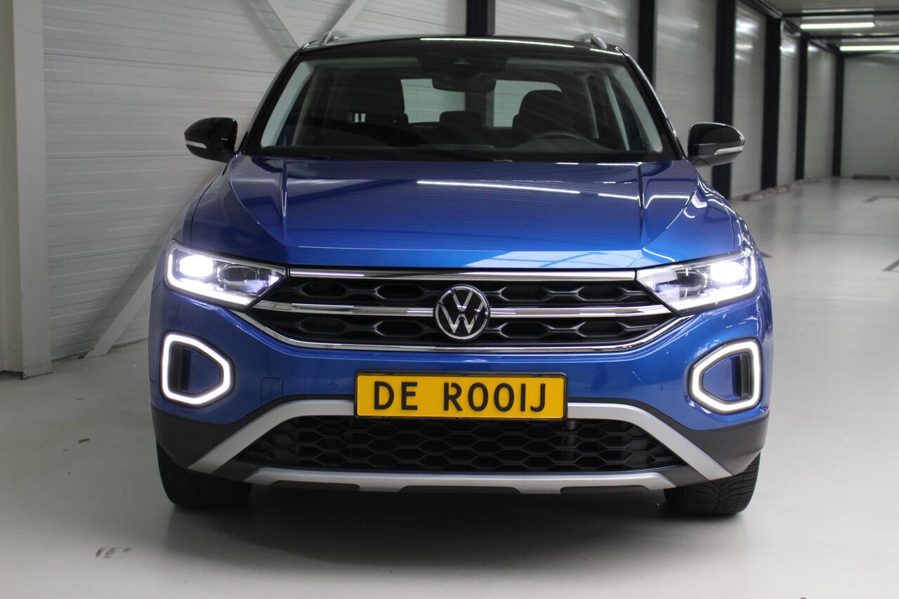 Volkswagen T-Roc 1.0 TSI Style Navigatie | Climate Control | Stoel en stuurverwarming | Standkachel | Parkassist