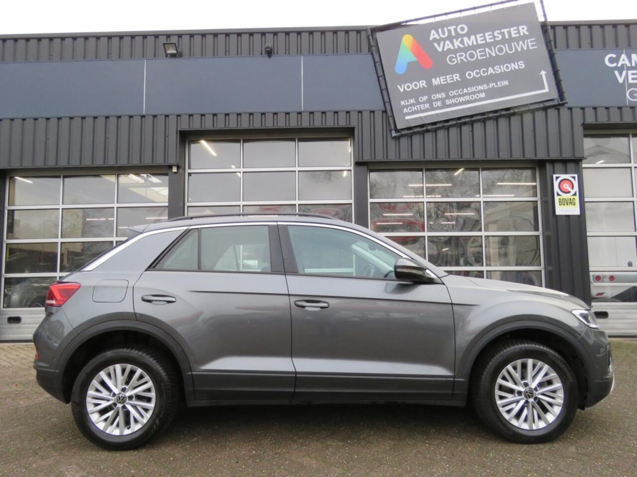 Volkswagen T-Roc 1.0 TSI 115pk LIFE / Navi / Carplay / Adap.cruise / Inparkeerhulp / BOVAG garantie