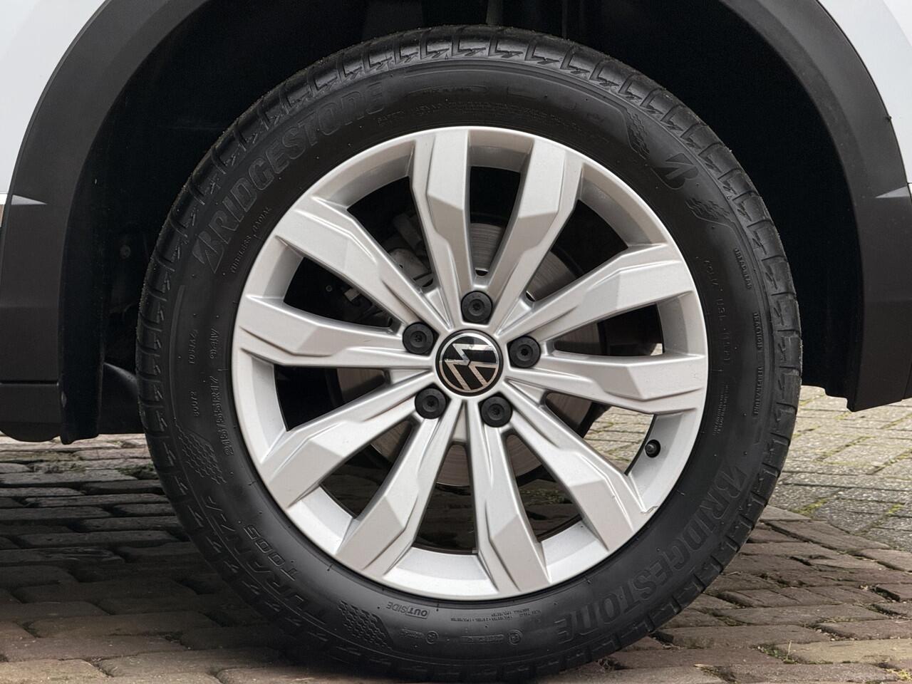 Volkswagen T-Roc 1.5 TSI Sport | LED | Camera | ACC