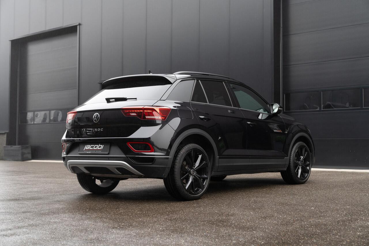 Volkswagen T-Roc 1.5 TSI R-Line 150PK | Virtual | Pano | Keyless | Massage Ergo Active | Camera | Lane & Side Assis | Front Assis | Sfeer | GERESERVEERD