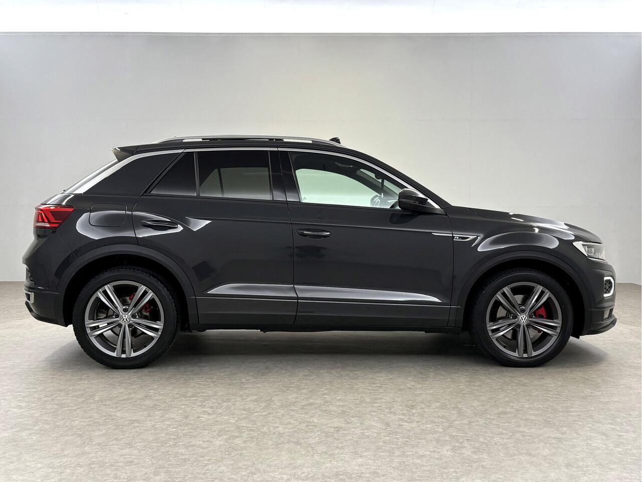 Volkswagen T-Roc 1.5 TSI 150PK R-Line | Pano | Sfeerverl. | Virtual | Carplay | LED | Adaptive Cruise | Parkeersens. | NAP