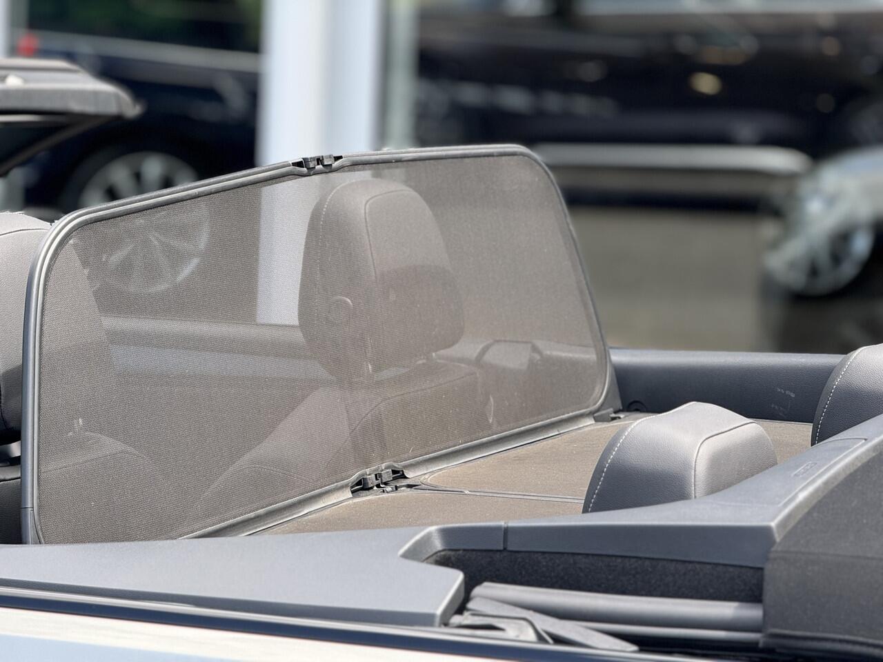 Volkswagen T-Roc Cabrio 1.5 TSI R-Line | Leder | dodehoek | Keyless