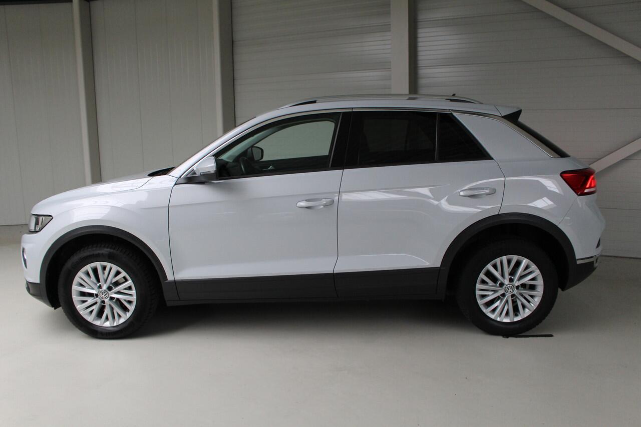 Volkswagen T-Roc 1.5 TSI Style Navigatie | Inklapbare spiegels | Climate Control | Privacy Glass