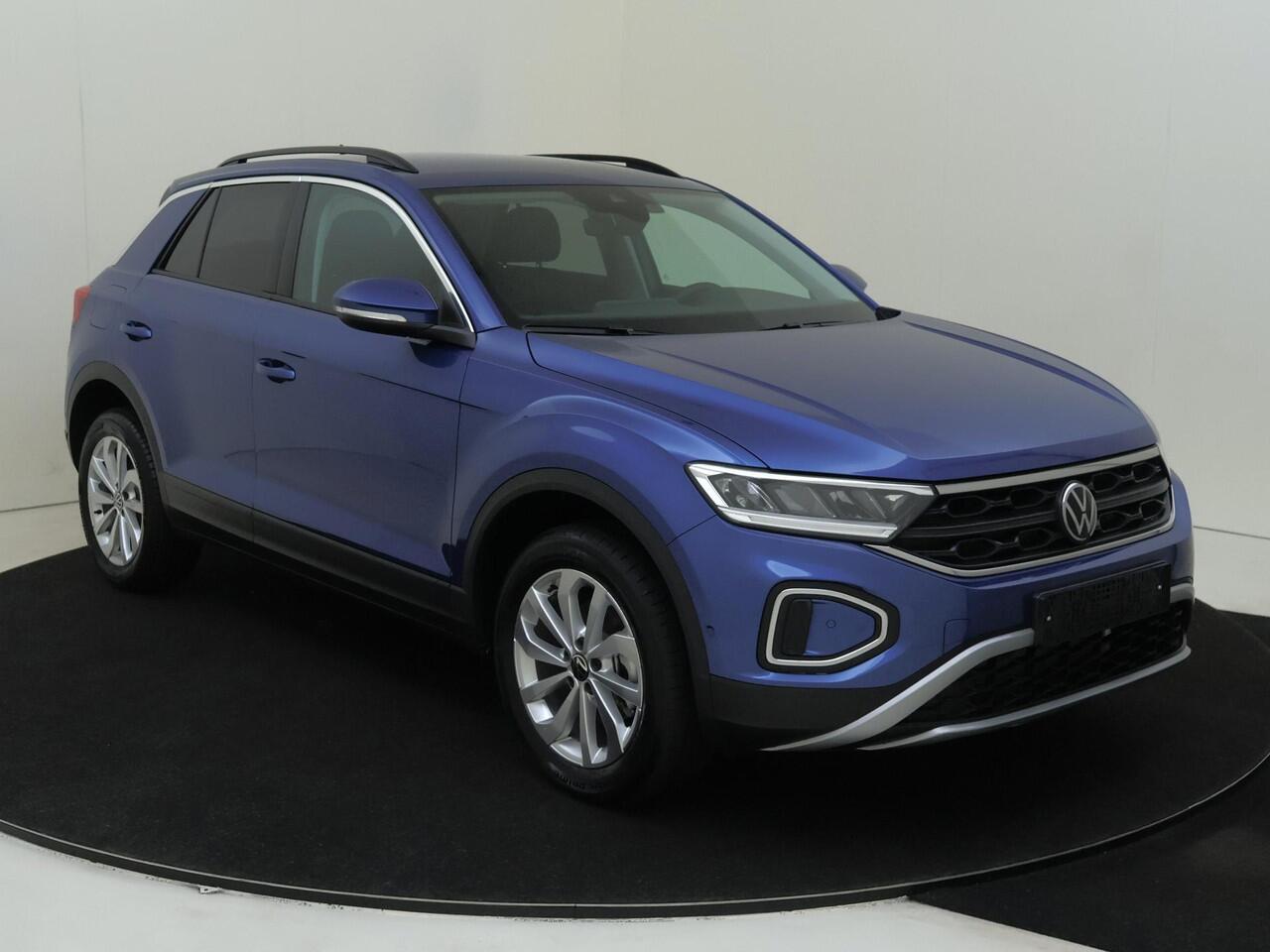 Volkswagen T-Roc Life Edition | 'App-Connect' draadloze smartphone integratie | 'App-Connect' smartphone integratie | Afstandscontrolesysteem (Front Assist)