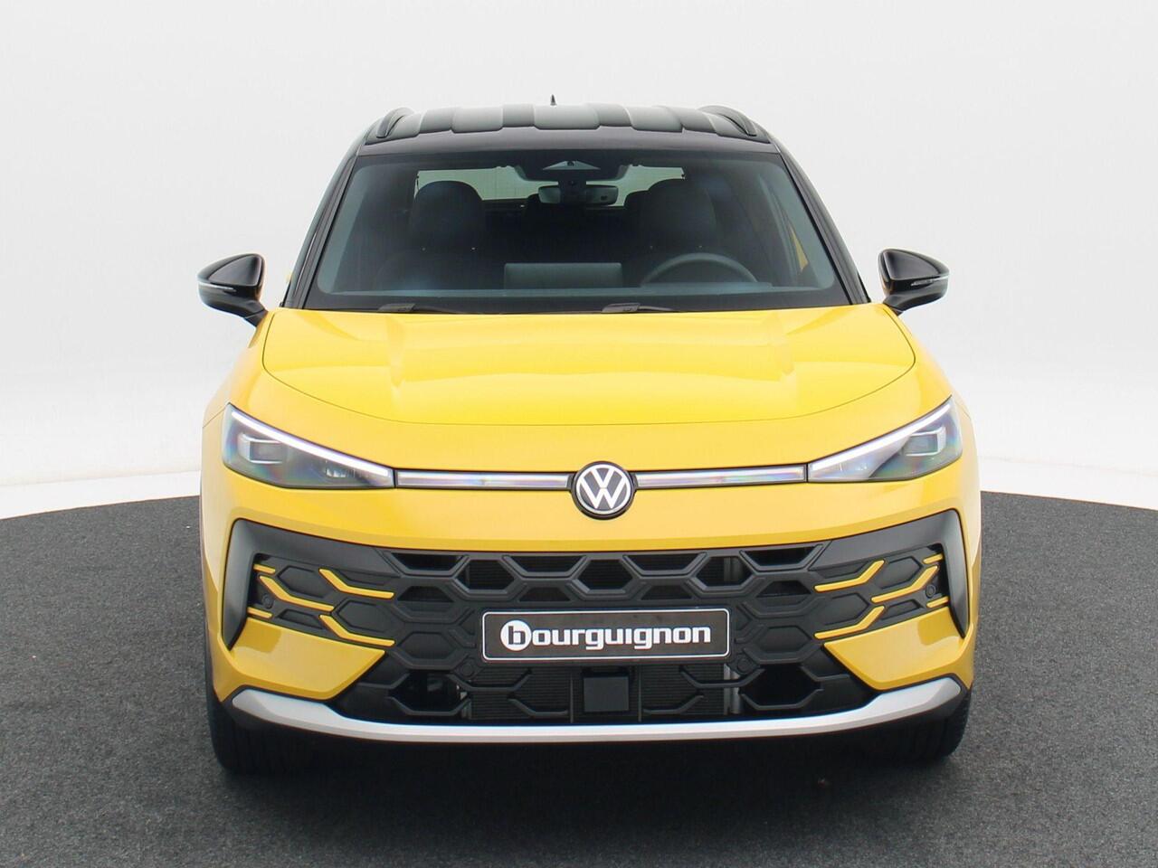 Volkswagen T-Roc Style First Edition 1.5 eTSI 116 PK | Trekhaak | Elektrische Achterklep | Navi | Adaptieve Cruise Control |