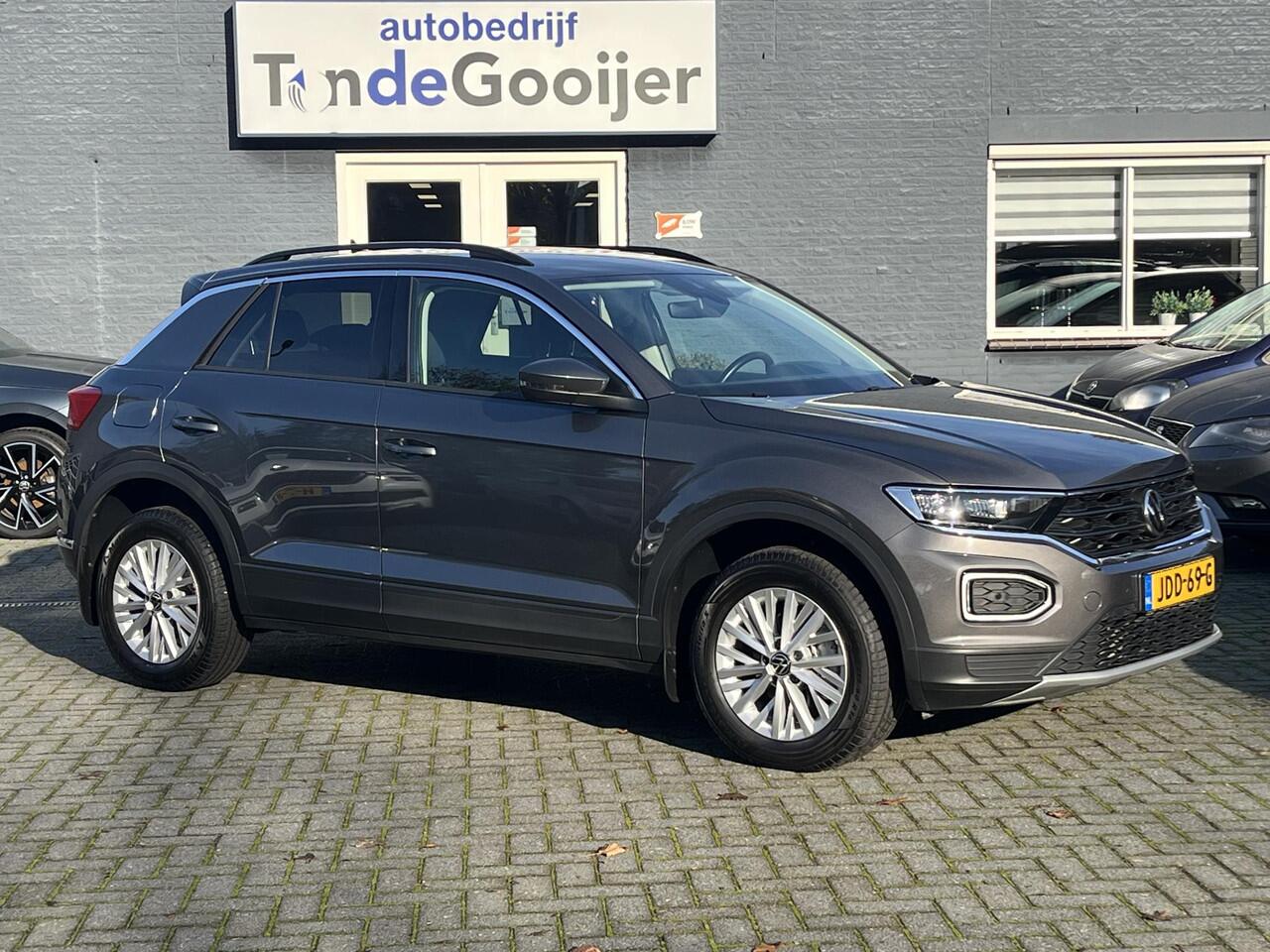 Volkswagen T-Roc 1.5 TSi DSG Style | CAMERA | STOELVERW. | EL. ACHTERKLEP |