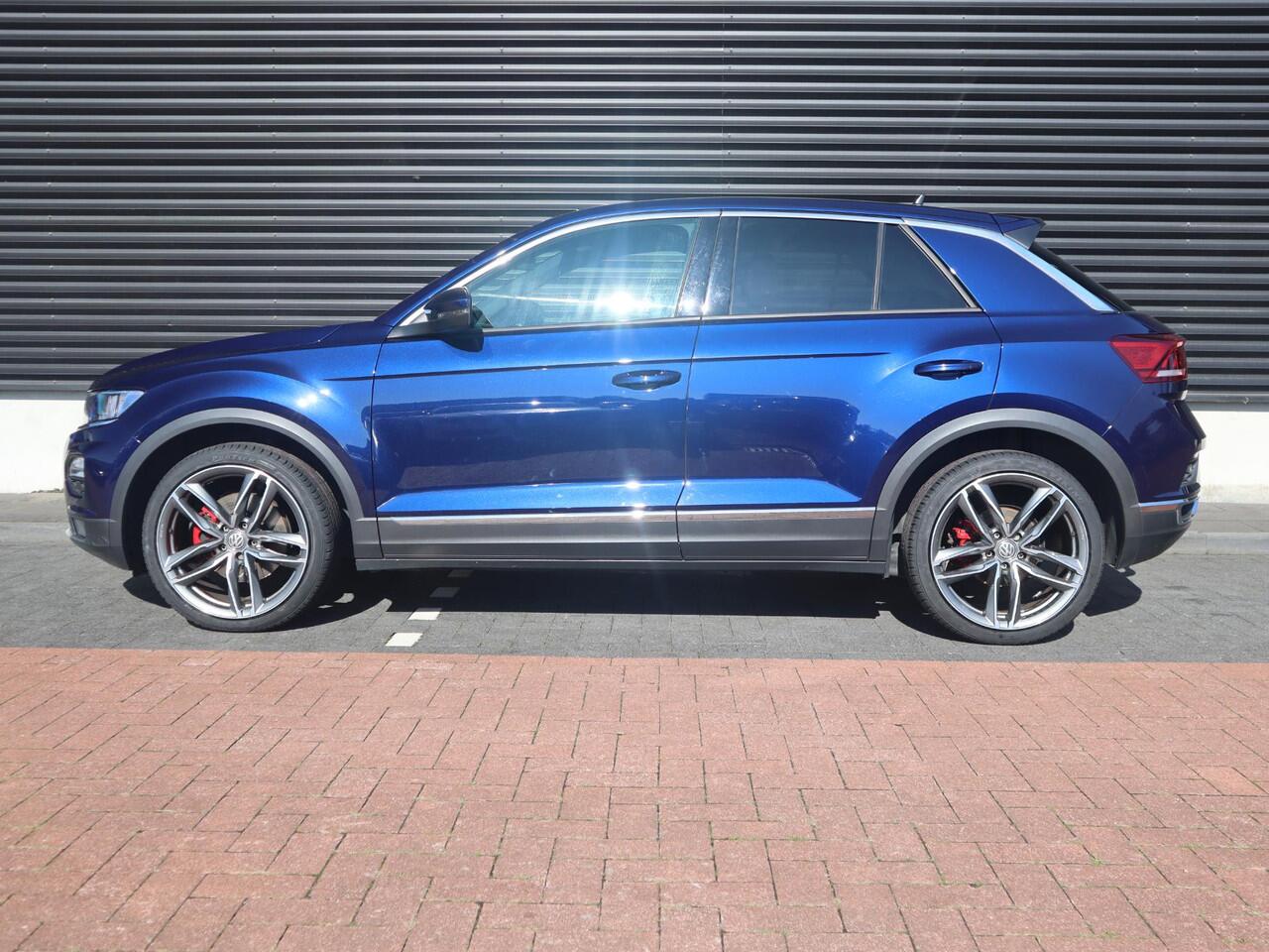 Volkswagen T-Roc 2.0 TSI 4Motion Sport | Cruise | Clima | Cruise | Carplay/Android auto | PDC | Navi 2026 |