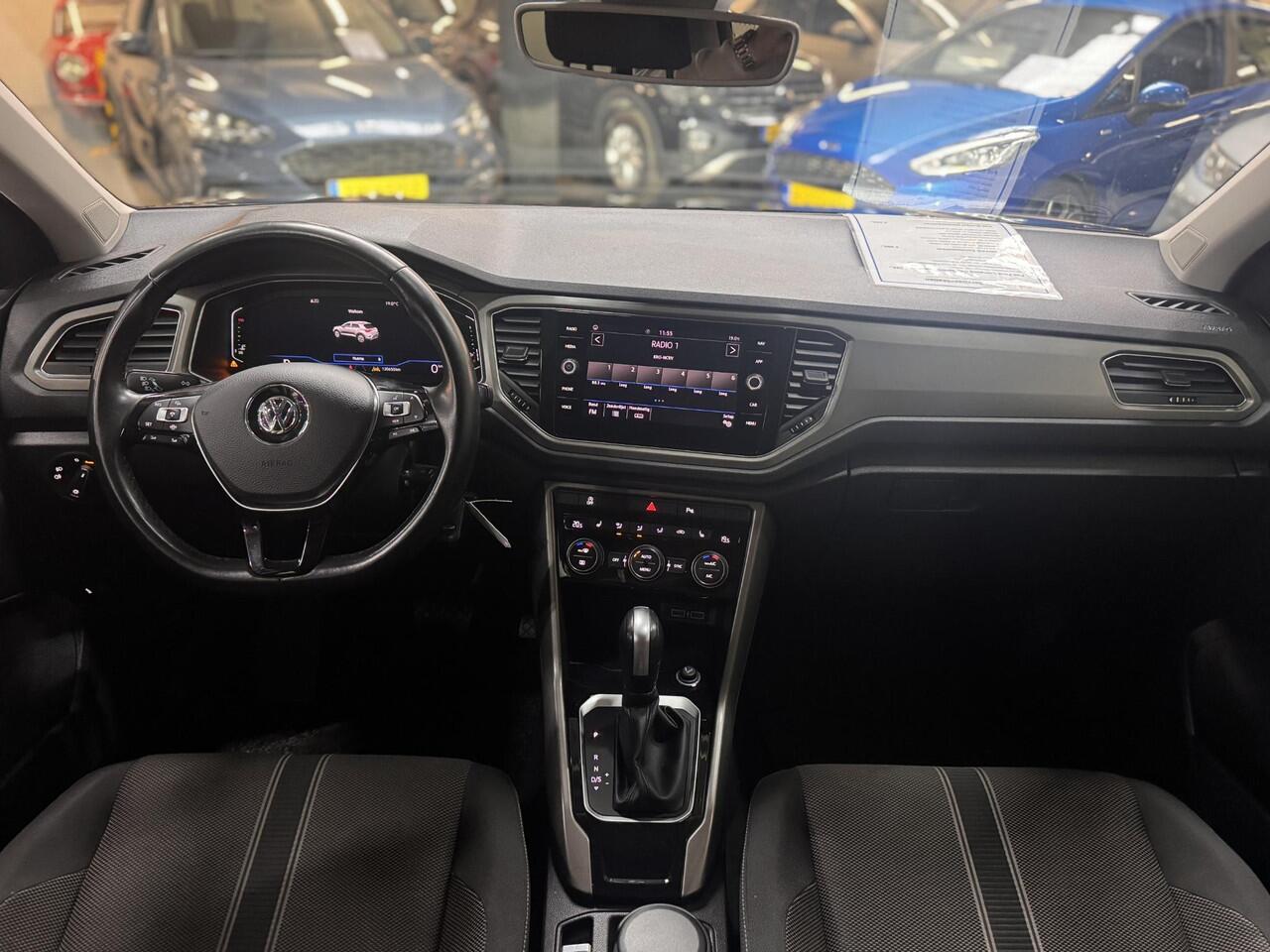 Volkswagen T-Roc 1.5 TSI 150pk DSG Automaat Style Navi Camera Trekhaak 1e Eigenaar Dealeronderhouden