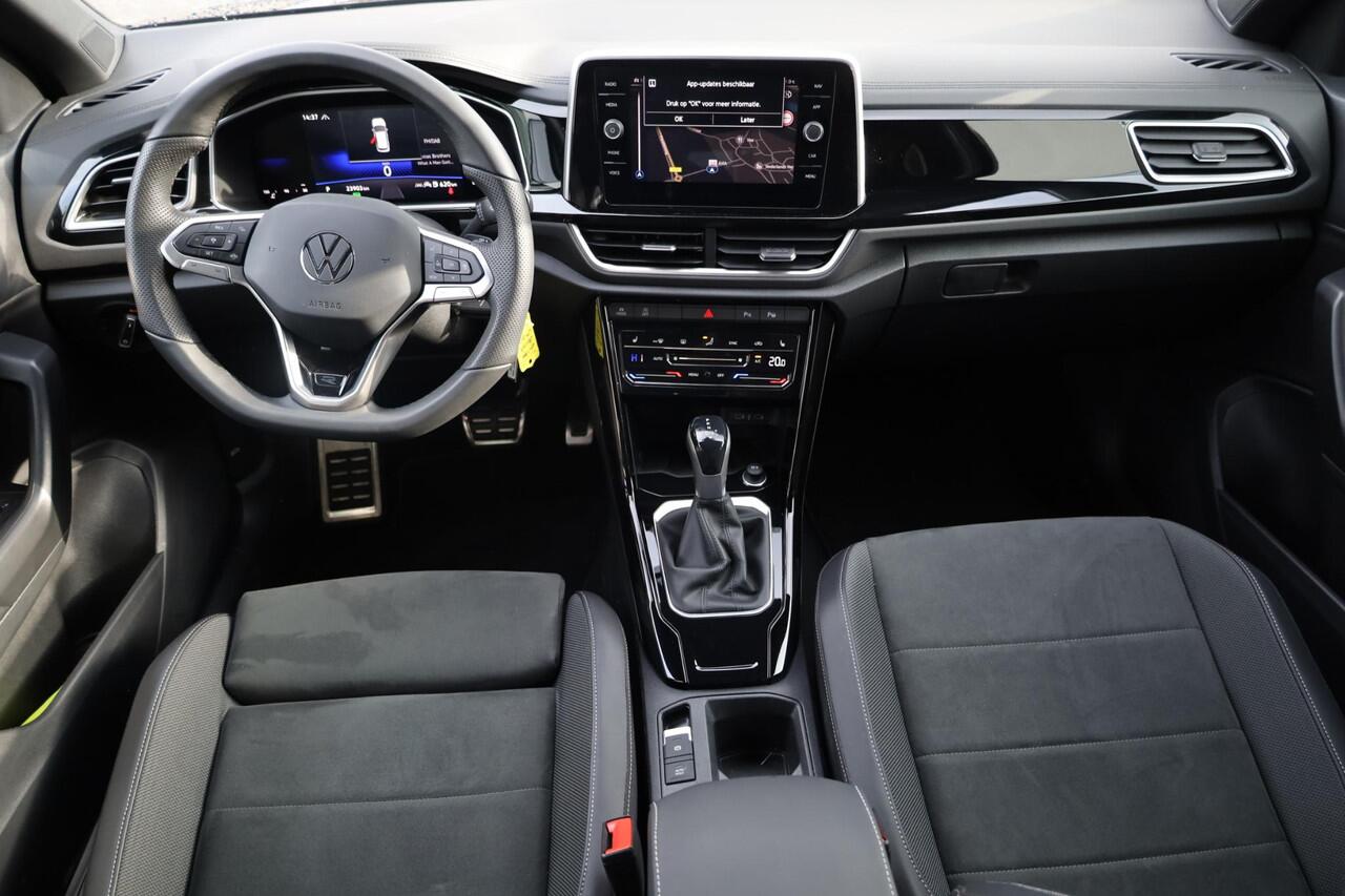 Volkswagen T-Roc 1.5 TSI R-Line PL ¤604 p/m* 150PK / 110kW ergo stoel achteruitrijcamera privacy glas trekhaak stoelverwarming r line in en exterieur navigatie geactiveerd pdc voor en achter led plus draadloos carplay climatronic spraakbediening