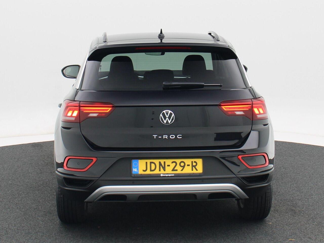 Volkswagen T-Roc Life Edition 1.5 TSI 150 pk | Camera | Keyless | Adaptive Cruise Control | Carplay |
