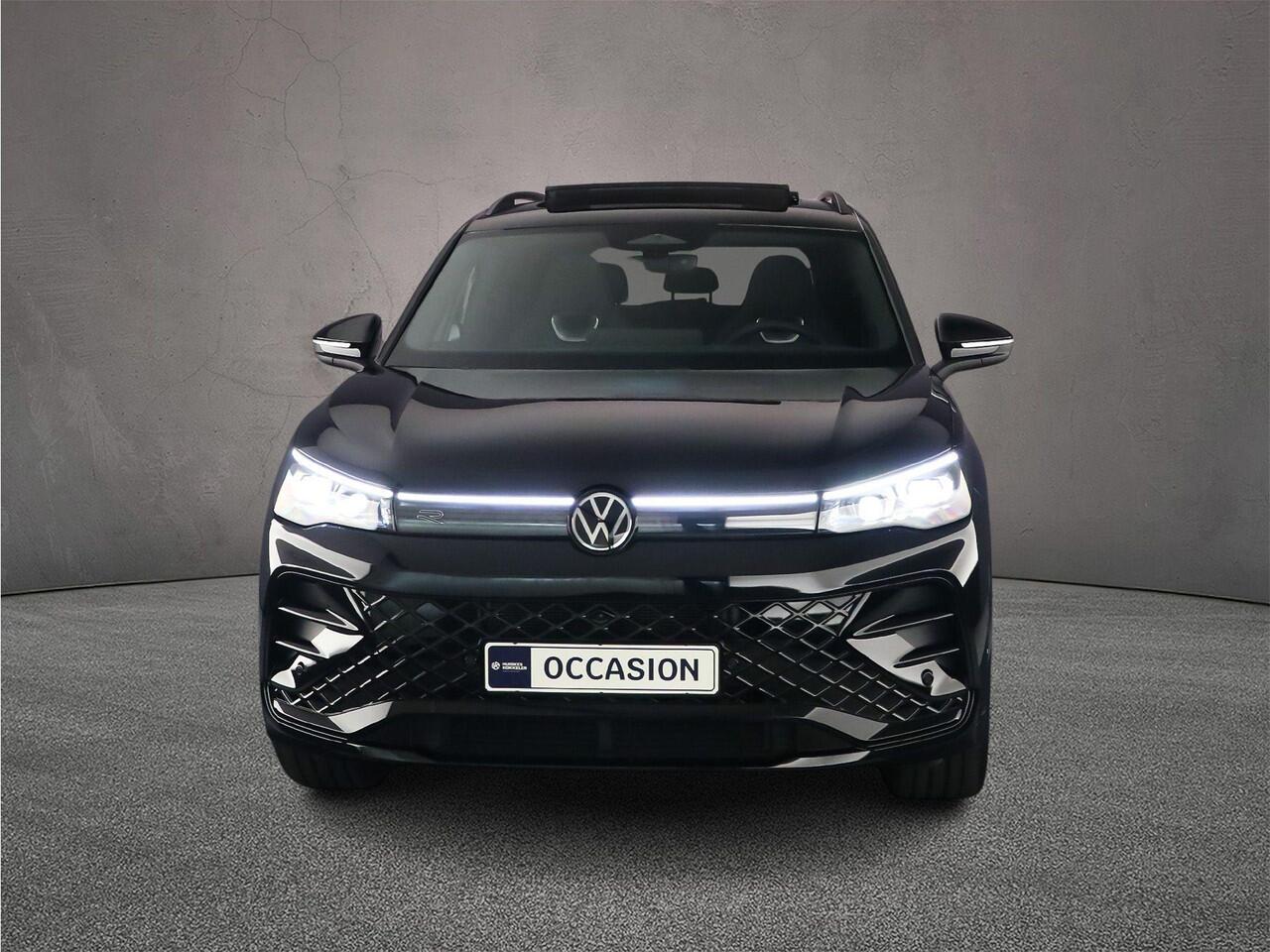 Volkswagen TIGUAN R-Line Edition 1.5 eTSI 150pk DSG Automaat Trekhaak, Harman Kardon audio, Panoramadak, Adaptive cruise control, Black Style, 360 camera, Achteruitrijcamera