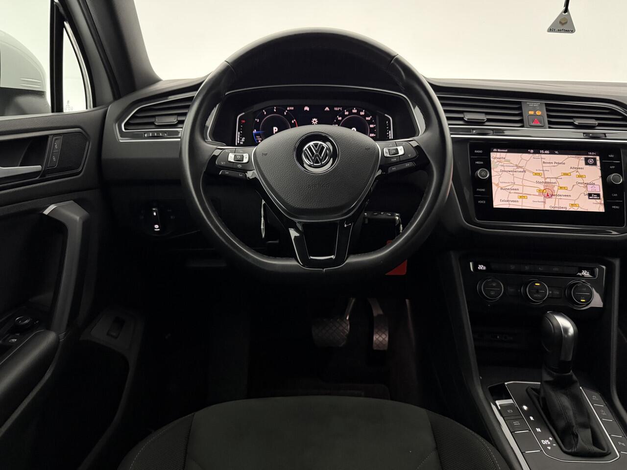 Volkswagen TIGUAN 1.5 TSI ACT 150PK R-line | Virtual | Carplay | Trekh. | Adaptive Cruise | LED | Parkeersens. | NAP