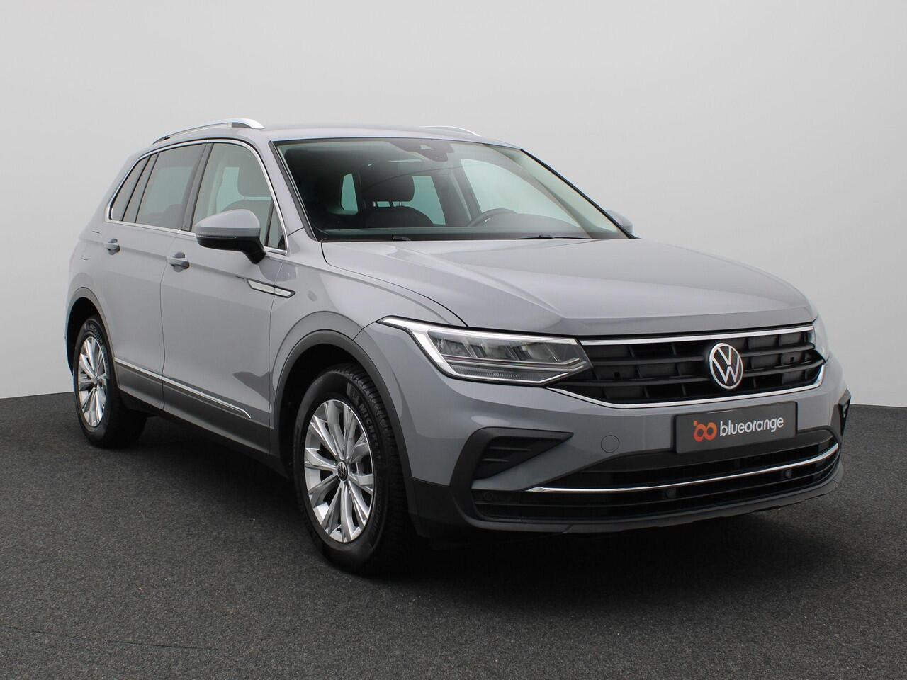 Volkswagen TIGUAN 1.5 TSI Life Business 130PK Adaptieve Cruise Controle, Keyless, Navi, PDC voor en achter, Clima, Digital Cockpit, 17" LM Velgen