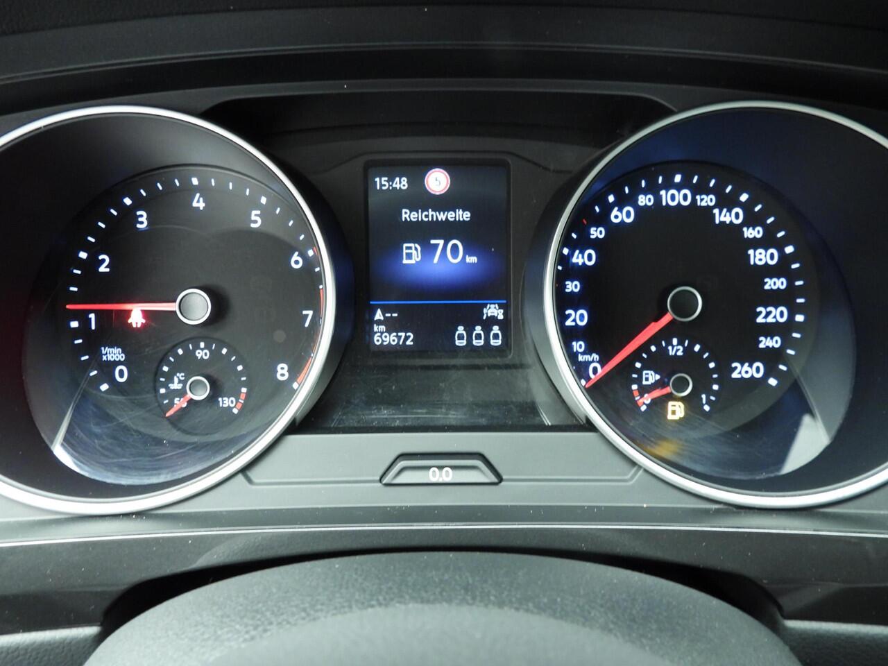 Volkswagen TIGUAN 1.5 TSI Life Business | Trekhaak | Camera | Stoel+stuur verwarmd