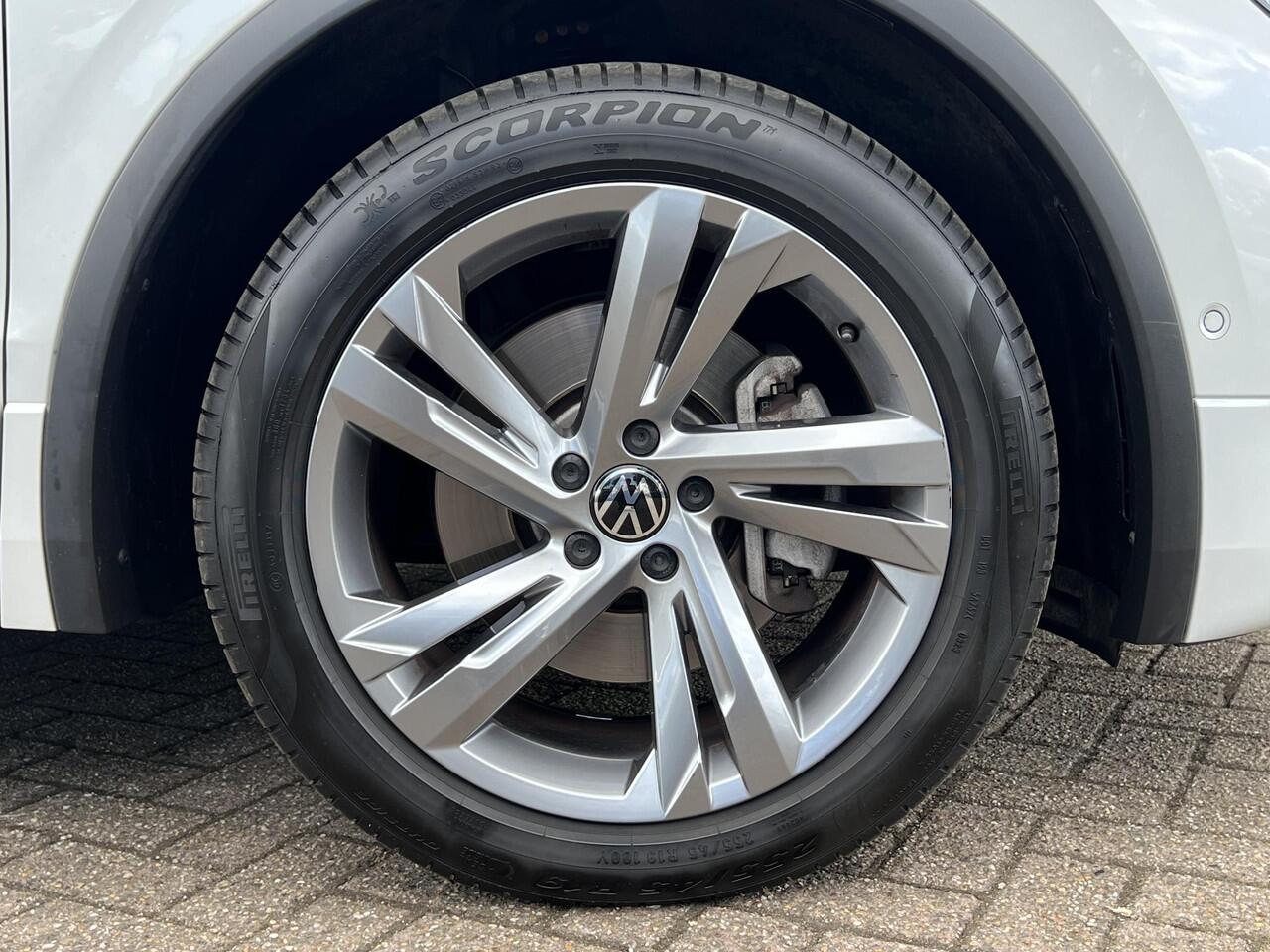 Volkswagen TIGUAN 1.4 TSI eHybrid R-Line Business+ PLUG-IN HYBRYDE | AUTOMAAT | IQ LIGHT | IQ DRIVE LEDER | PANORAMA DAK | 360 CAMERA | El. A.KLEP | HEAD-UP DISPLAY | R-DESIGN EDITION |