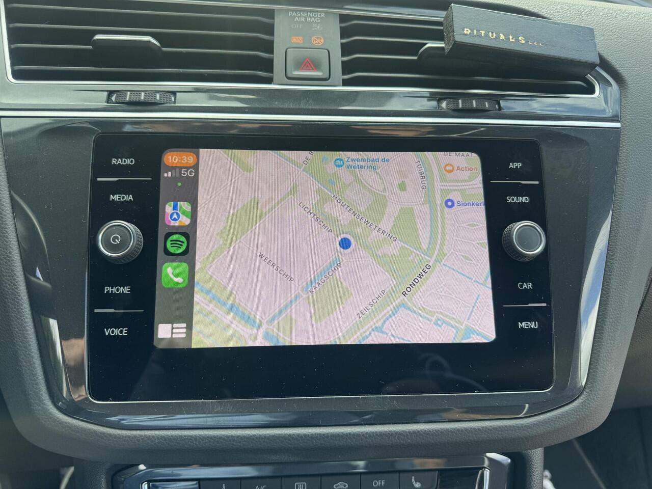 Volkswagen TIGUAN 1.5 TSI Comfortline | carplay | park-assist | stoelverwarming |