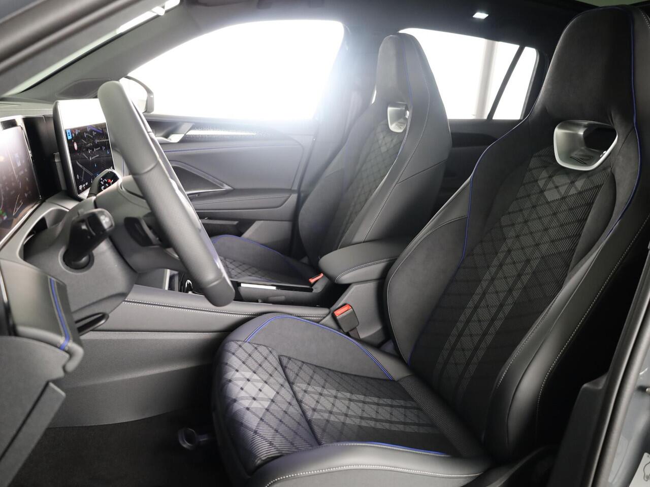 Volkswagen TIGUAN R-Line Edition 1.5 eHybrid 200 kW / 272 PK SUV 6 v