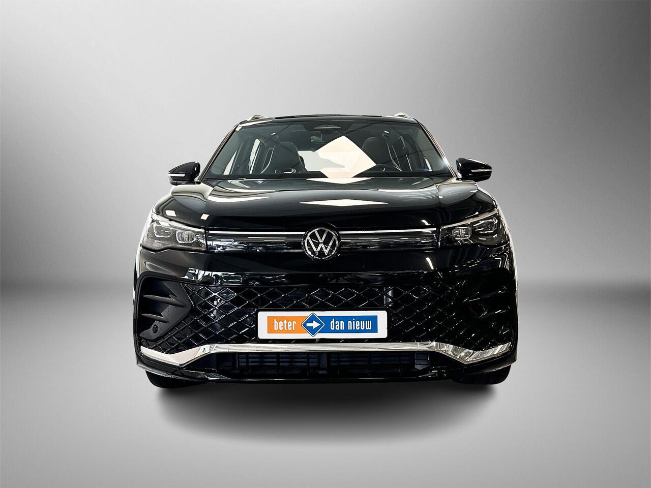 Volkswagen TIGUAN 1.5 eTSI 150pk R-Line Edition Velgen 'York', 20 inch | Adaptive Cruise Control | Panoramaschuif-kanteldak