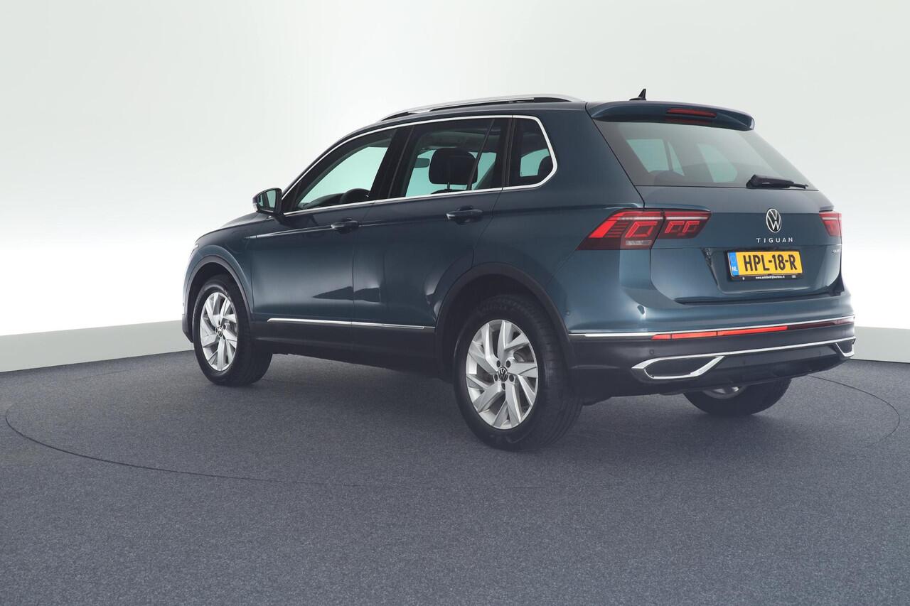 Volkswagen TIGUAN 1.4 TSI 245pk eHybrid Elegance Trekhaak 360Camera Keyless Virtual Cockpit Navigatie Panoramadak