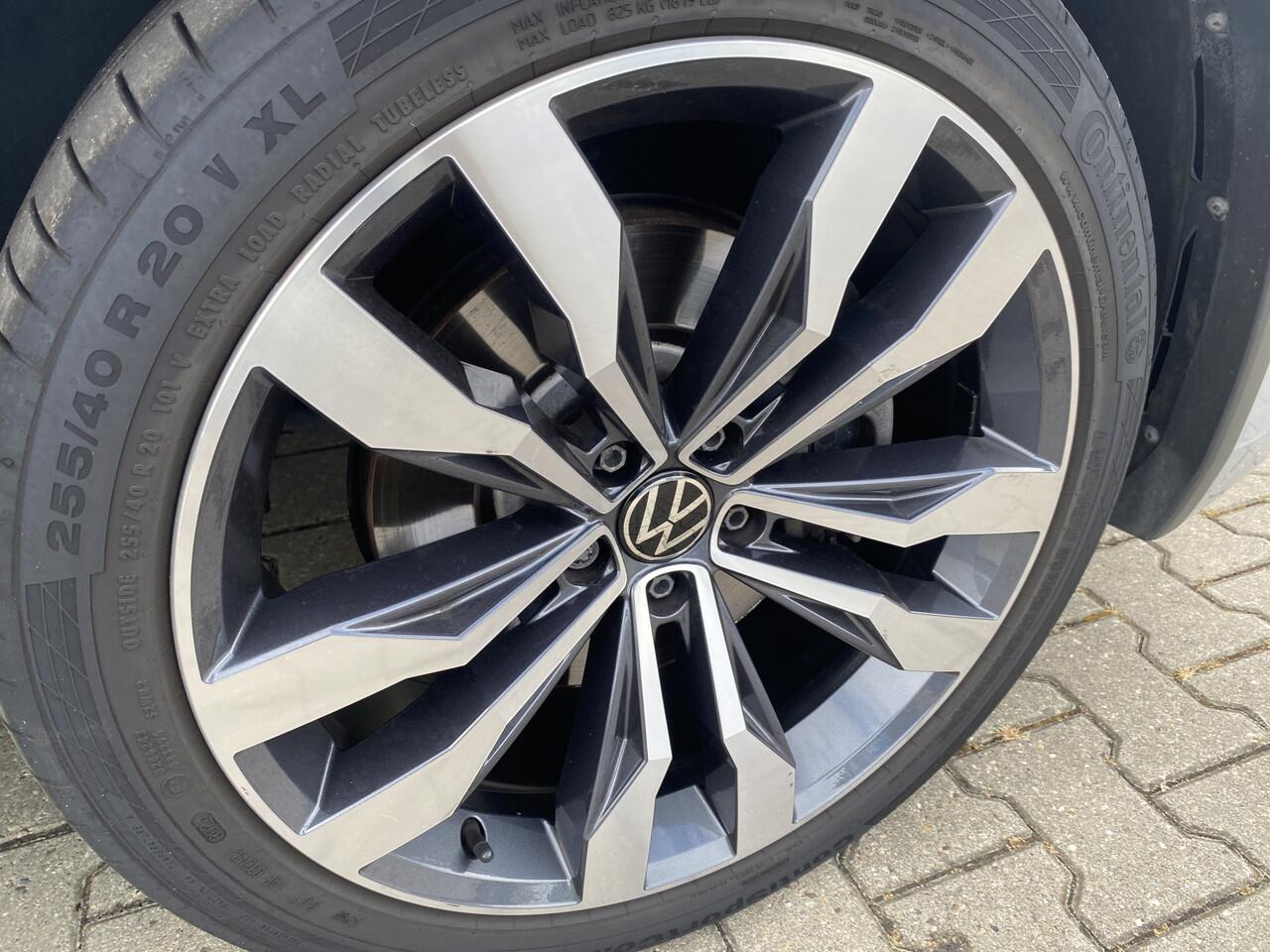 Volkswagen TIGUAN 1.4 TSI eHybrid R-Line Business+ Panorama Dak, Trekhaak & Stoelverwarming