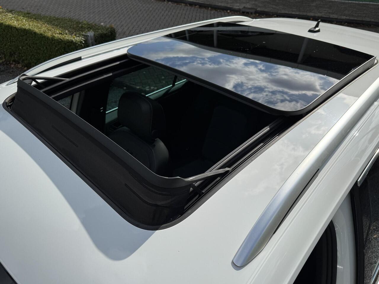Volkswagen TIGUAN 2.0 TSI DSG 4M R-Line (2x) (Pano,Camera,Virtual)