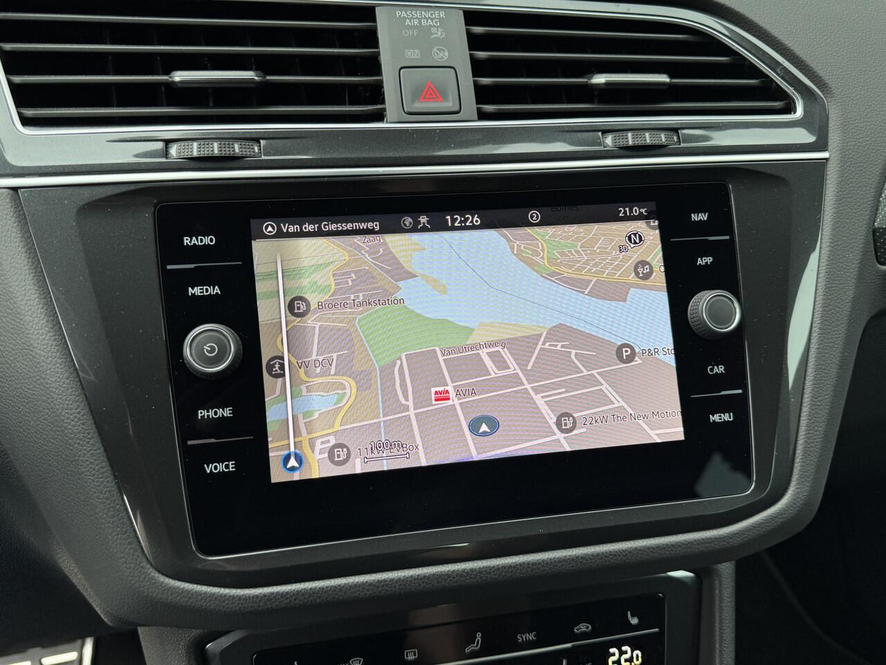 Volkswagen TIGUAN 1.5 TSI R-Line Business+ | Keyless | Side Assist | Elk A-klep | IQ Light Prijs Rijklaar!!