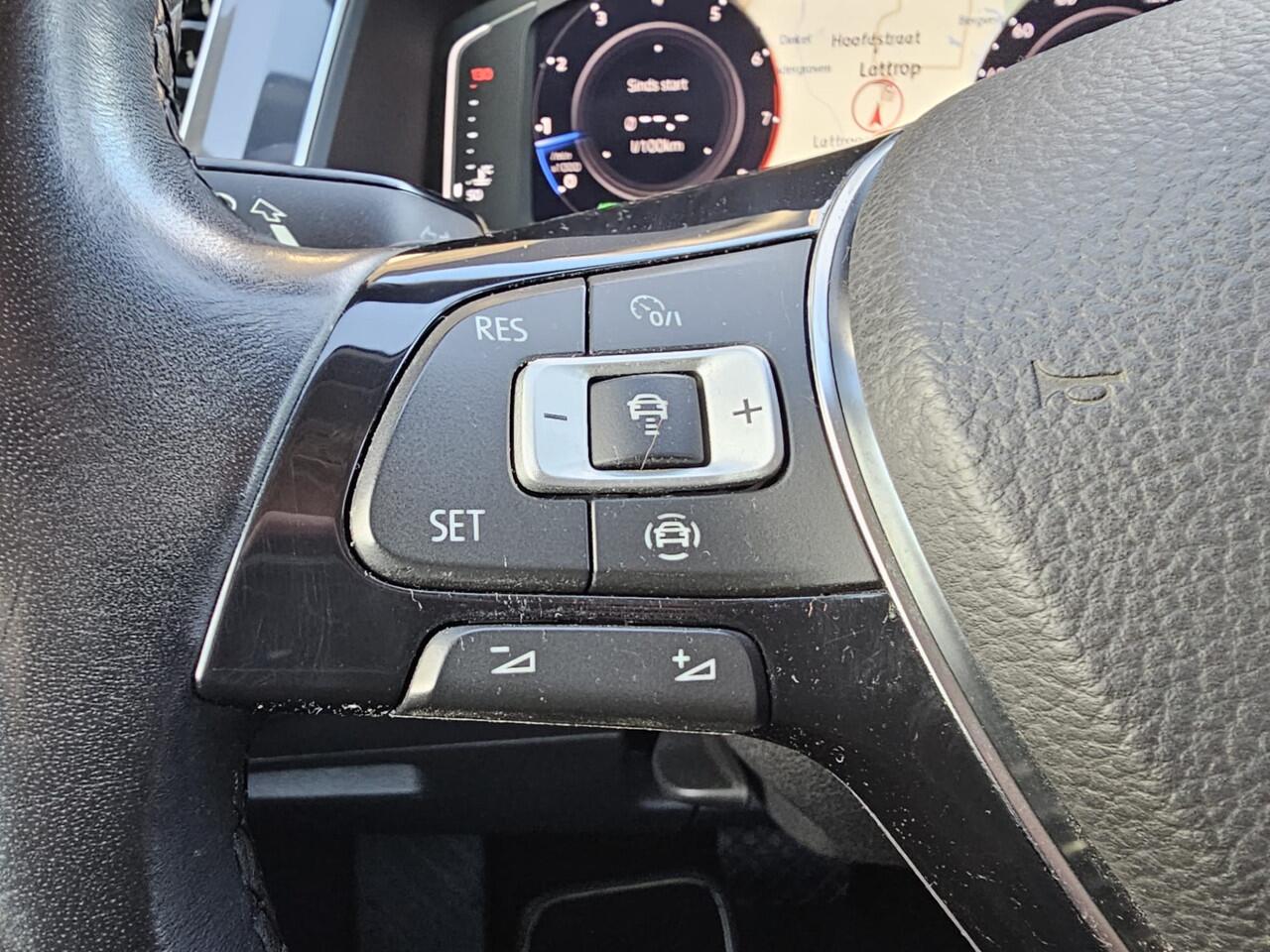 Volkswagen TIGUAN 1.5 TSI ACT Comfortline | Automaat | LED | Pano | Stoelverwarming | ACC | App-connect | Lane Assist | Light Assist | Navi | Ambiente |