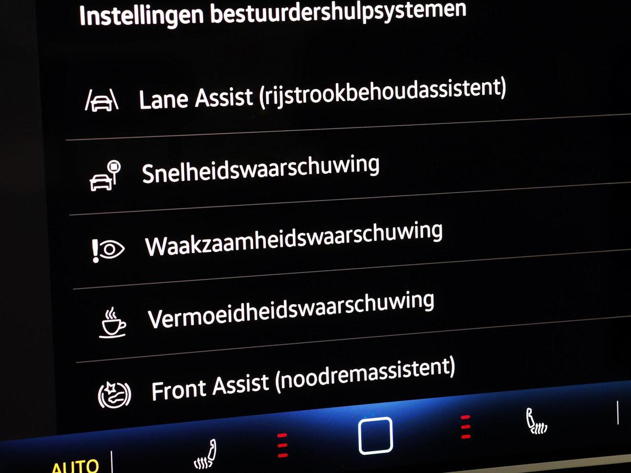 Volkswagen TIGUAN R-Line Edition 1.5 eHybrid 204 pk 6 versn. DSG · Black Style Pakket · Comfort Pakket · Trekhaak inklapbaar, met elektrische ontgrendeling, incl. aanhangermanoeuvreerhulp Trailer Assist ·