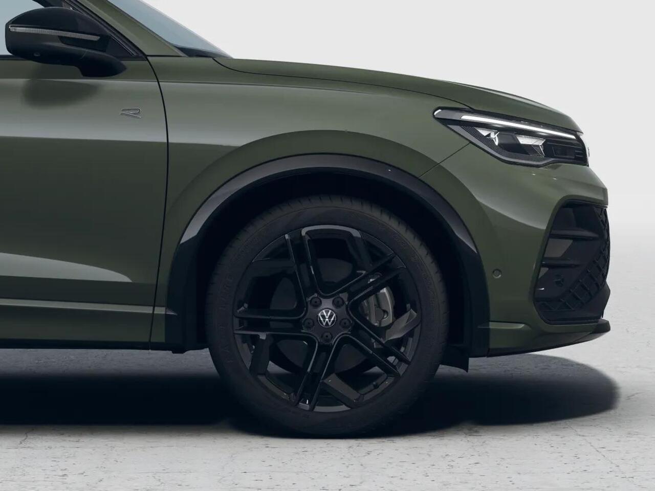 Volkswagen TIGUAN R-Line Edition 1.5 eHybrid 200 kW / 272 PK SUV 6 v