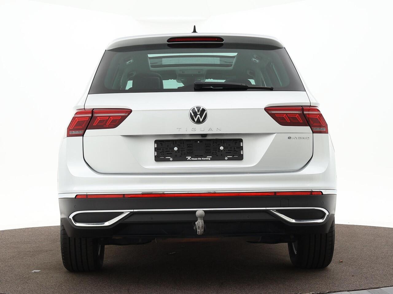Volkswagen TIGUAN 1.4 TSI 245pk DSG eHybrid Elegance · 360 Camera · Panoramadak · Elek. Trekhaak · Apple/Android Car Play · IQ.Light · Navi · 18'' Inch ·