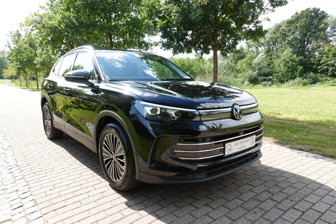 Volkswagen TIGUAN 1.5 eHybrid Elegance Business | 360° Camera | Massage | IQ.LIGHT | Adaptive Cruise Control | Stuurwiel verw. | Stoelverw. | CarPlay |