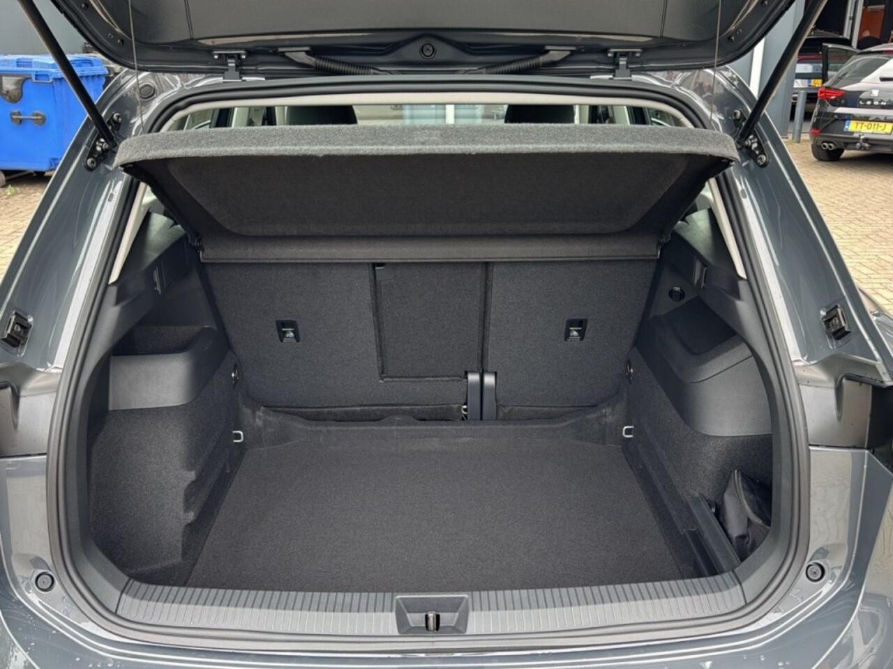 Volkswagen TIGUAN 1.5 eTSI DSG LIFE TREKHAAK/CAMERA/CARPLAY/STOELVERW