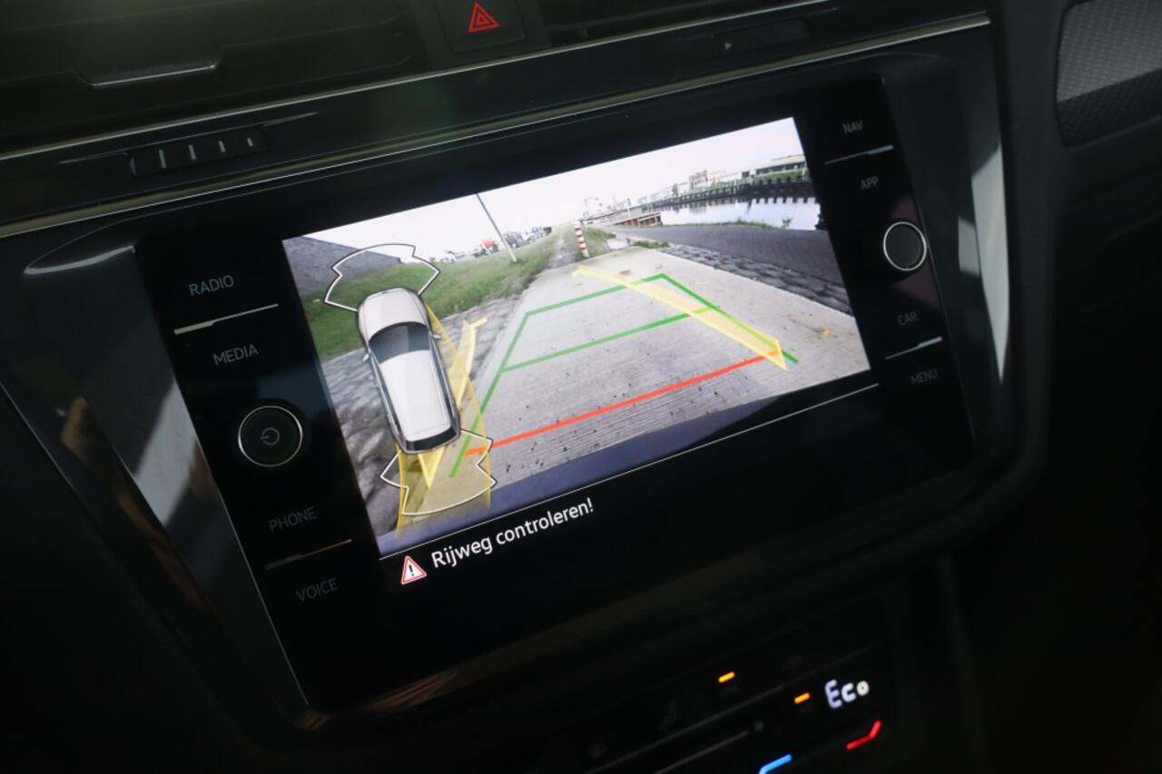 Volkswagen TIGUAN 1.4 TSI PHEV | Geen import | R Line | Panoramadak | Vol