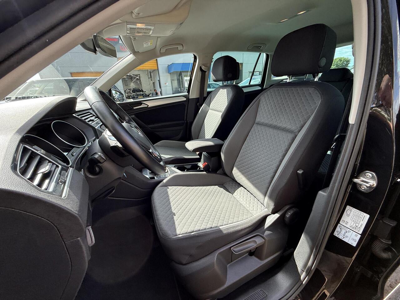 Volkswagen TIGUAN 1.5 TSI 150 PK DSG R-LineoCamera