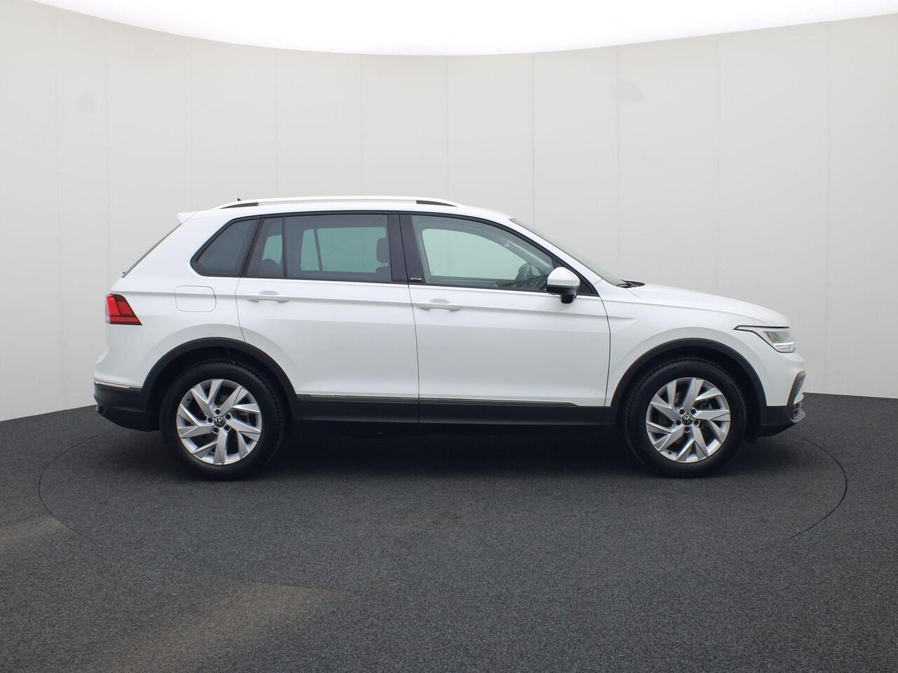 Volkswagen TIGUAN 1.5TSI/150PK Life Active · Camera · Navigatie · Trekhaak · Stoel-& stuurverwarming · Garantie tot mei 2026 of 100000km