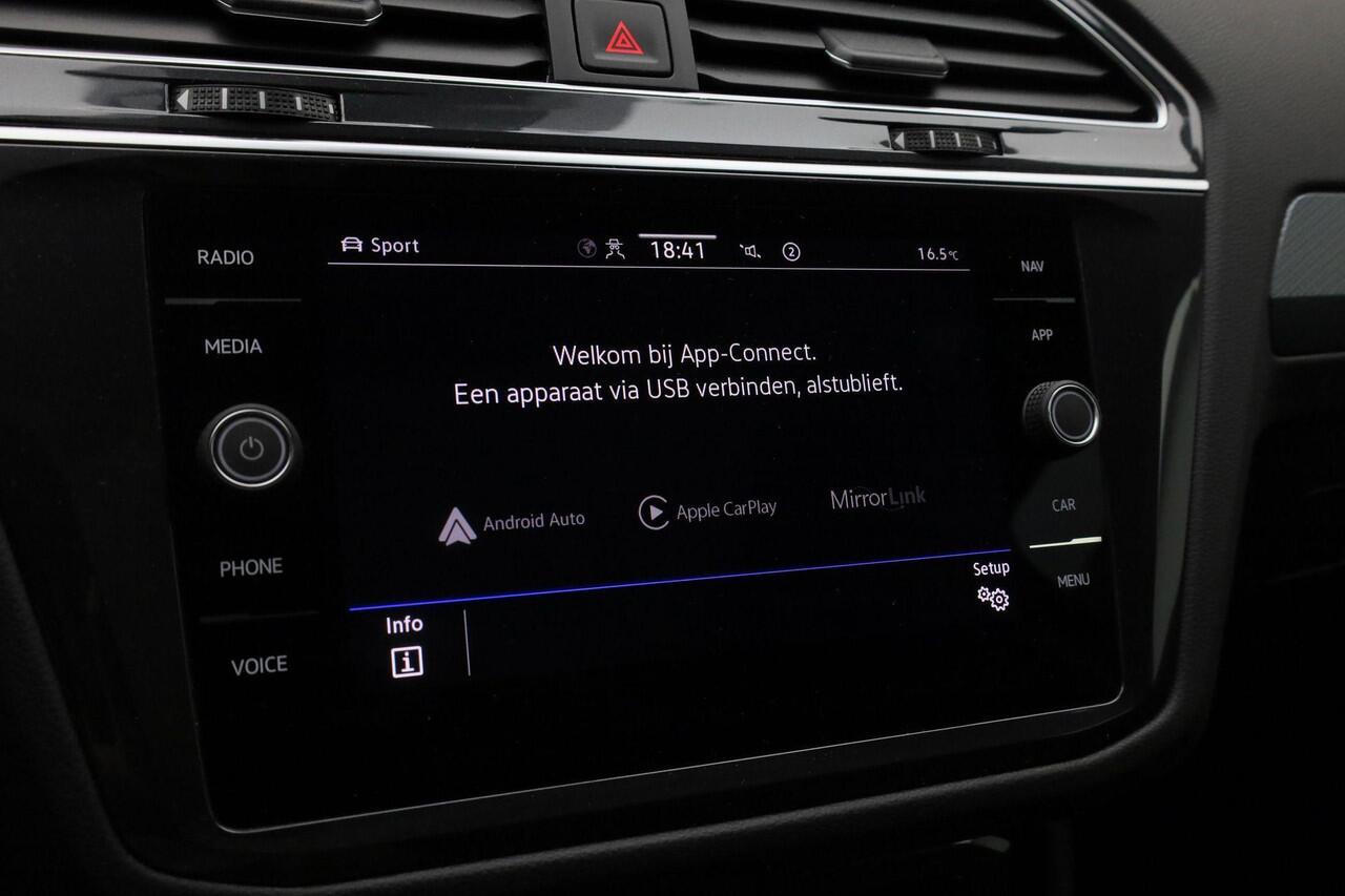 Volkswagen TIGUAN 1.4 TSI 245 pk DSG eHybrid Active Business | Panoramadak | Adaptief onderstel | Stuur-/stoelverwarming | Adaptive Cruise