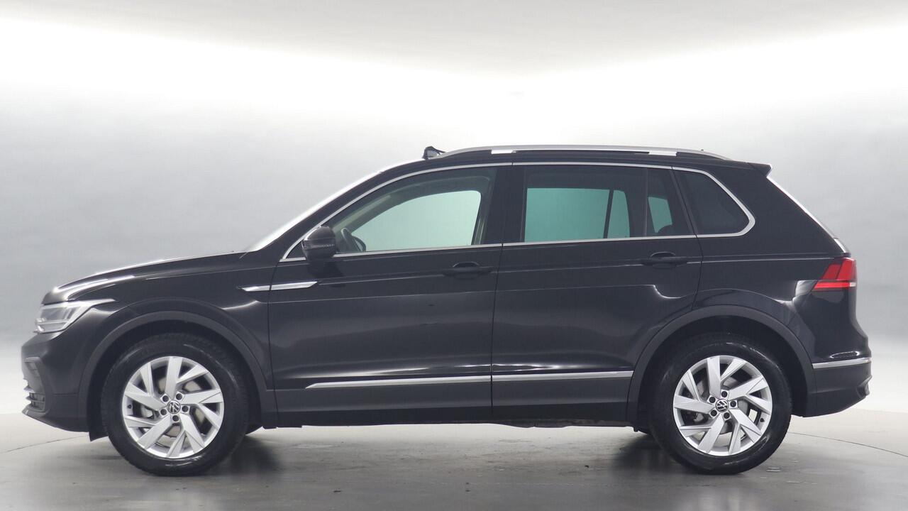 Volkswagen TIGUAN 1.5 TSI 150pk Life Business DSG / Panoramadak / Stoel+Stuurverwarming / Camera